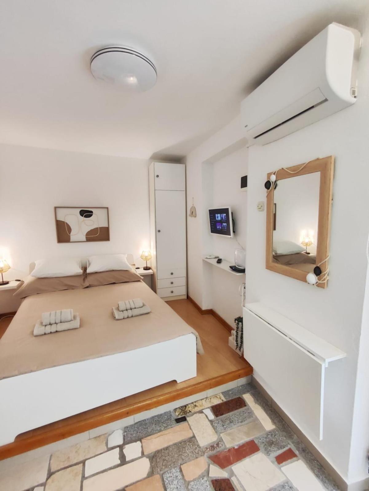 Assi Room Split Buitenkant foto