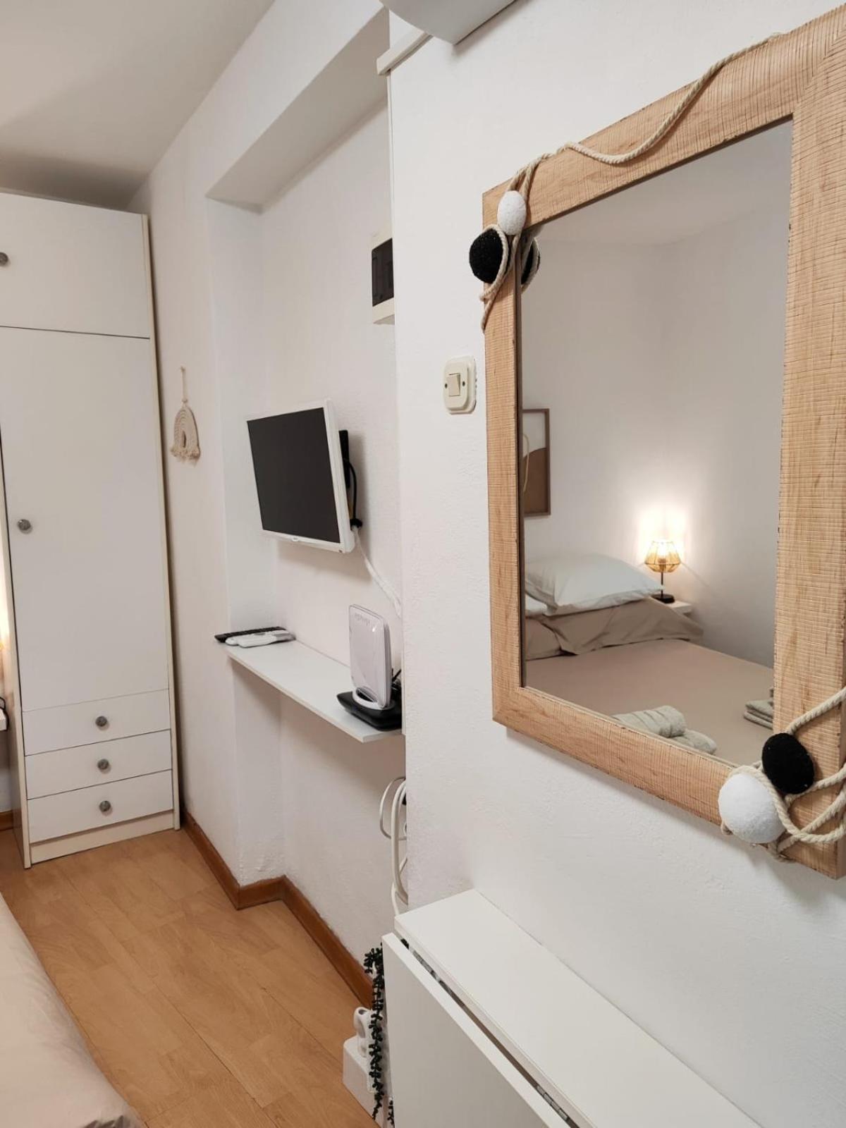 Assi Room Split Buitenkant foto